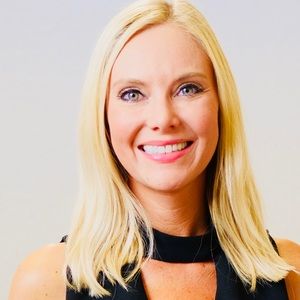 Meet your Posher, Maura